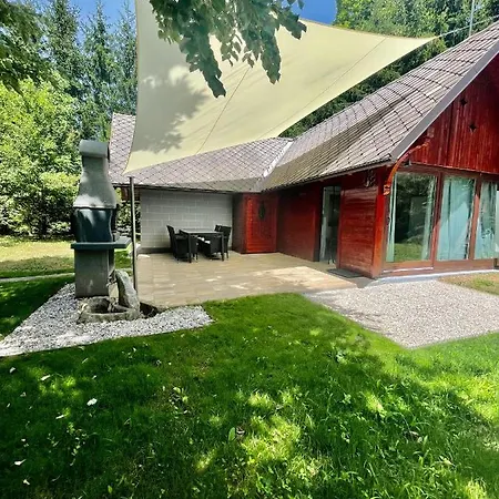 Cebelnk: Sanjska Hisica 4 Km Od Bleda Počitniška hiša *