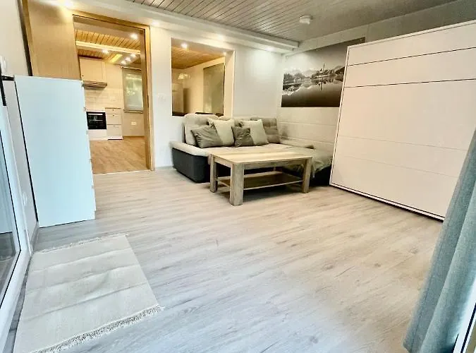 Počitniška hiša Cebelnk: Sanjska Hisica 4 Km Od Bleda